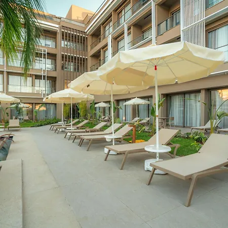 Prive & - Adults Only 16 锡德