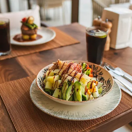 Prive & - Adults Only 16 公寓式酒店 4*