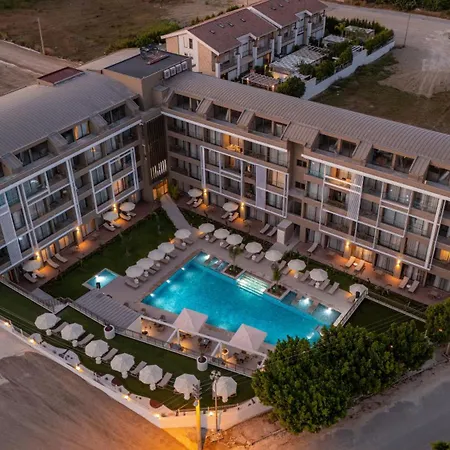 Prive & - Adults Only 16 4* 시데