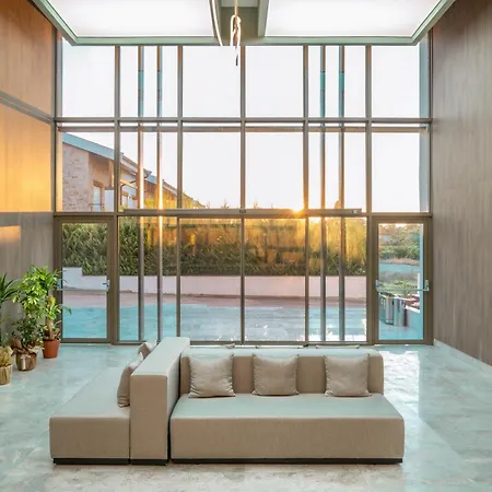 Prive & - Adults Only 16 4*