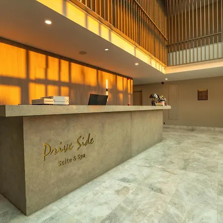 Prive & - Adults Only 16 Sidé