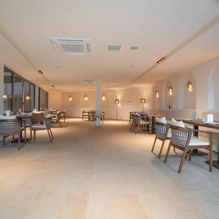 Apartmanhotel Prive & - Adults Only 16 Side