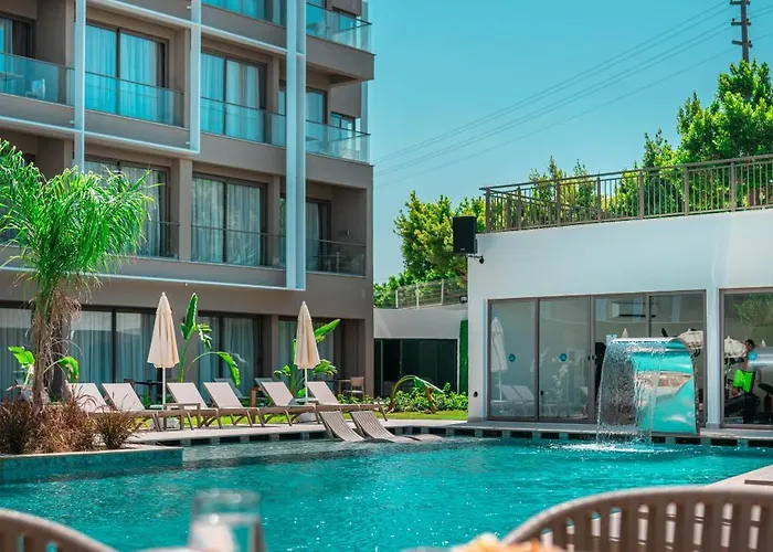 Prive & - Adults Only 16 Aparthotel Side