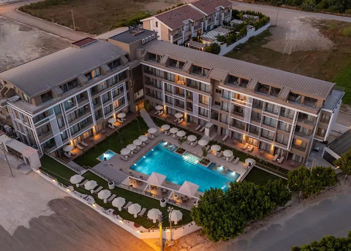 Prive & - Adults Only 16 4* Side