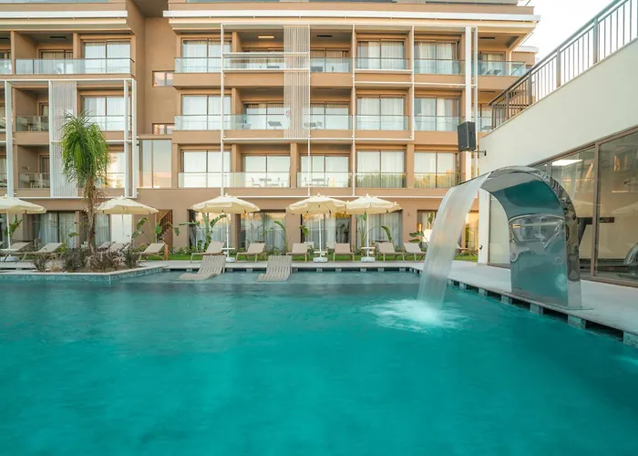 Aparthotel Prive & - Adults Only 16