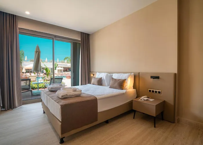 Prive & - Adults Only 16 Aparthotel Side