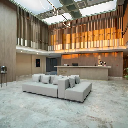 Prive & - Adults Only 16 4* シダ