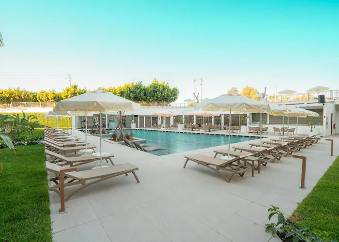 Prive & - Adults Only 16 4*