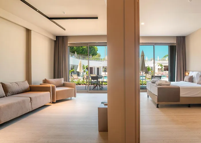 Hotel apartamentowy Prive & - Adults Only 16 4*