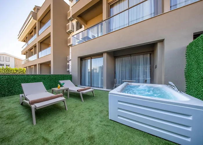 Prive & - Adults Only 16 Hotel apartamentowy Side