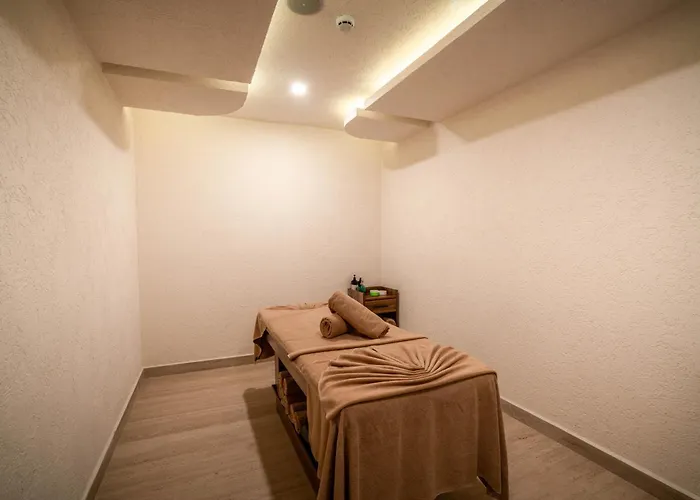 Prive & - Adults Only 16 4* 锡德